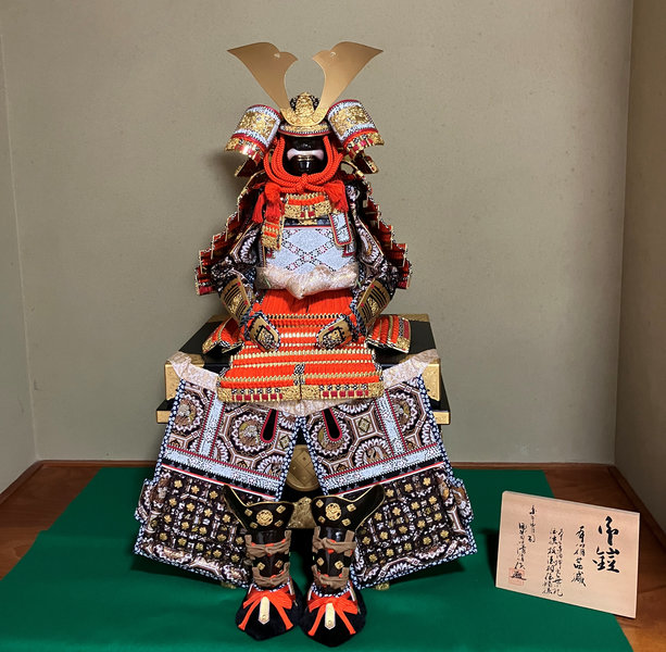 五月人形全体
