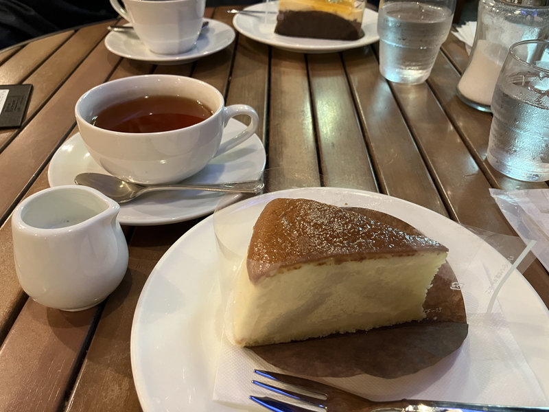 ハーバーカフェ:私紅茶とスフレチーズケーキ